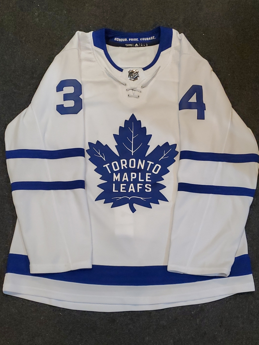 NHL Authentic Adidas Climalite Toronto Maple Leafs Auston Matthews Jersey...🔥🏒